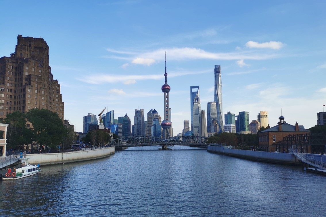 Urban ecology, urban design and international comparison of Suzhou Creek