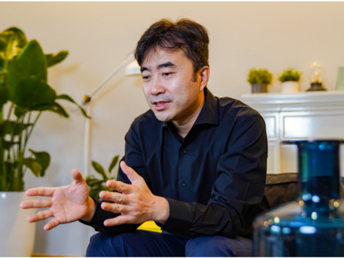 Over the course of his career, Assistant Professor of Urban Science and Policy Guan ChengHe has worked as a licensed architect, an urban planner, a real estate developer, and a contractor based in Japan, the Bahamas, United States, and the United Kingdom. But as he turned 40, Guan, who was born in Tianjin, decided to make a change.  